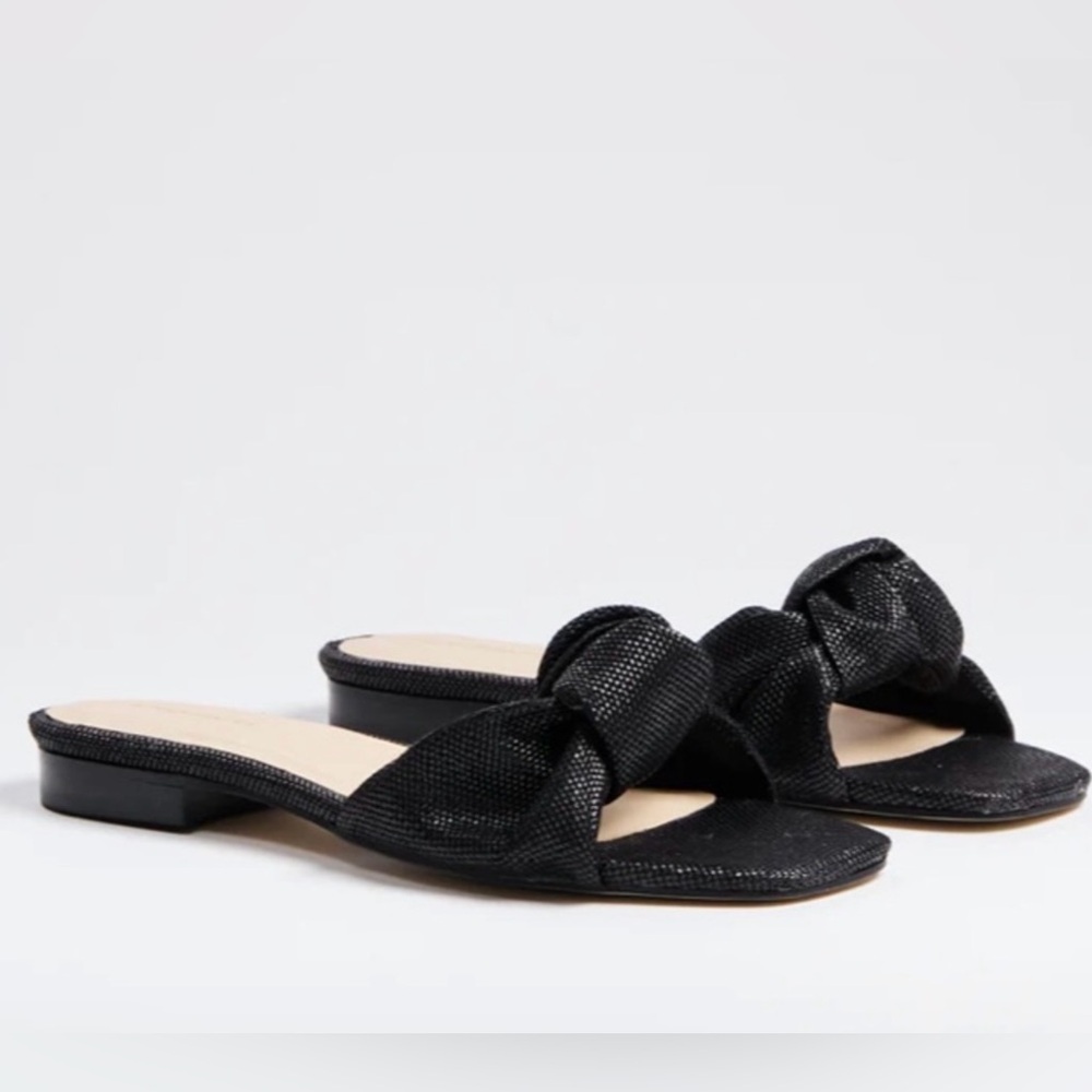 Tuckernuck black Raffia Brit Sandals   New in Box size 7
